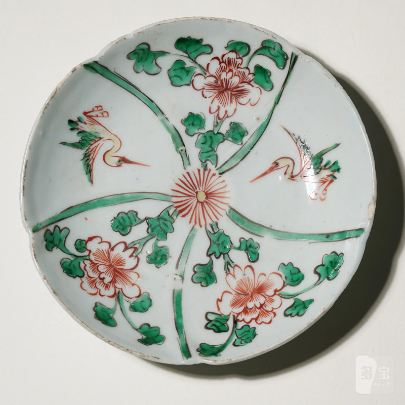 明晚期 景德镇古渡红绿彩花鸟图盘一对 - 图2